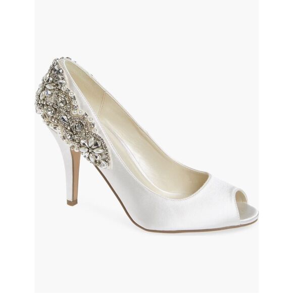 Paradox London Pink Cynthia Embellished Pump (Women) Size 8 - Picture 1 of 6